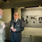 Josef Němec s Jaroslavem Drápalem ve vile Tugendhat